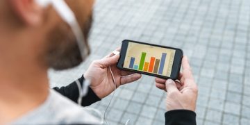 How Your Credit Score in 2025 Affects Financial Health - Cover Image