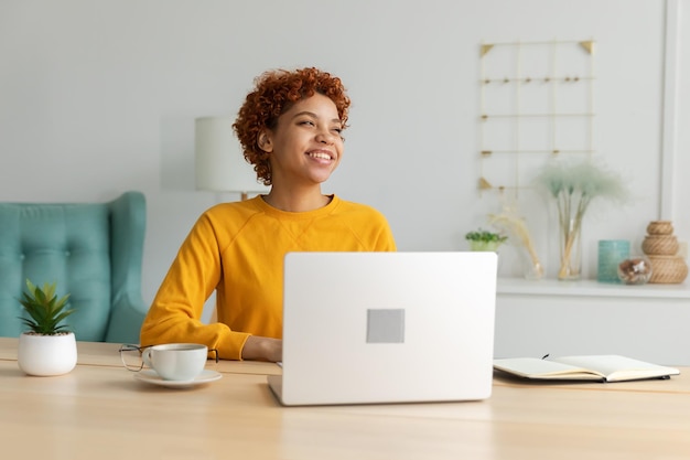 Boost Income 15% in 90 Days: Profitable Online Course Guide